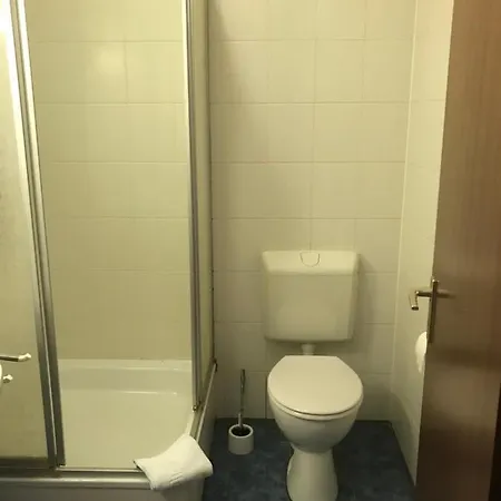 Kaufmann Bed & Breakfast 3*