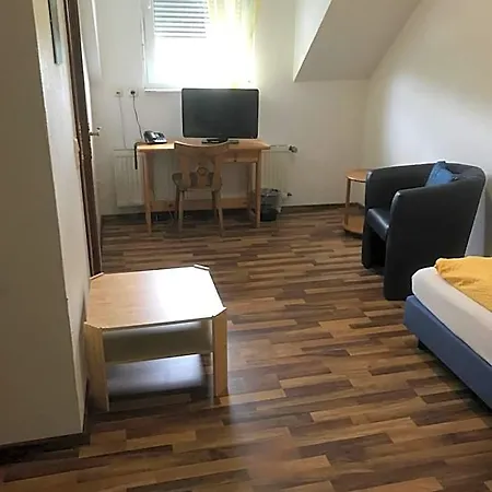 Kaufmann Oda ve Kahvaltı 3*